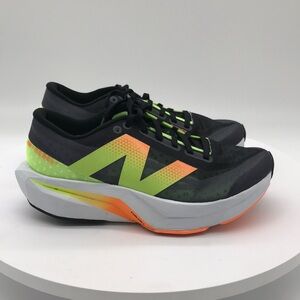 New Balance Men Running Shoes size 8 wide US